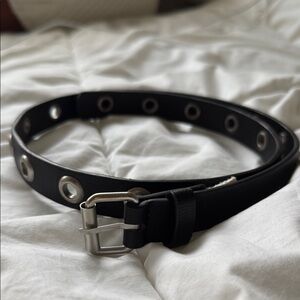 Brandy Melville Thin Black Belt
